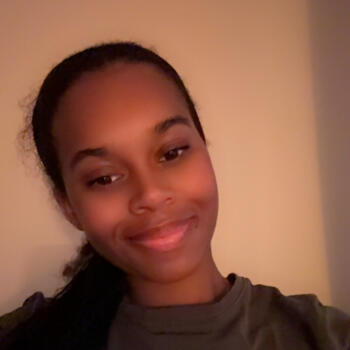 Babysitter in Combs-la-Ville: Jessica