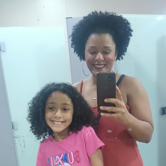 Babysitting job in Caieiras: Tamires