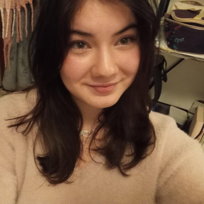 Babysitter in Toulouse: Elea