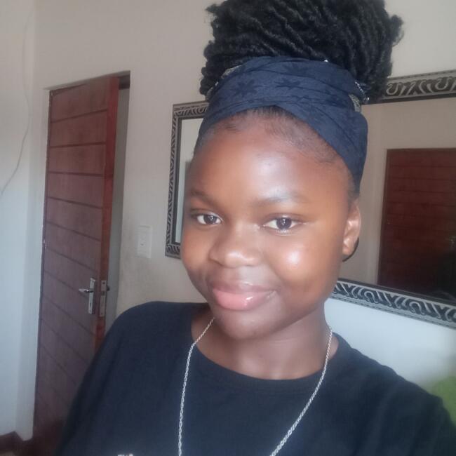 Babysitter in Cape Town: Angeline