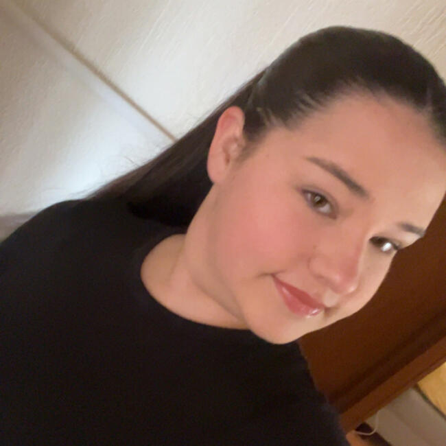 Babysitter in Mauguio: Louna