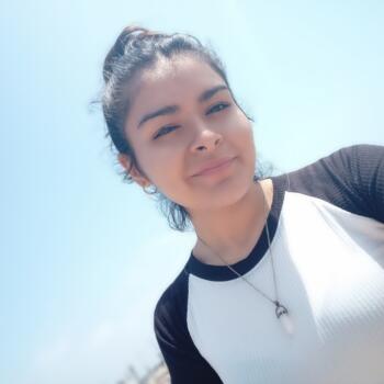 Babysitter in Callao: Deyanira