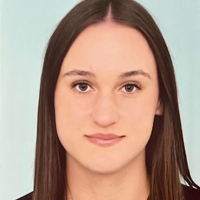 Varuška v Ljubljana: Tija