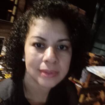 Babysitter in Americana: Eliane