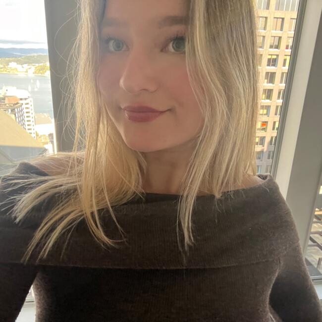 Babysitter in Queenstown: Tessa