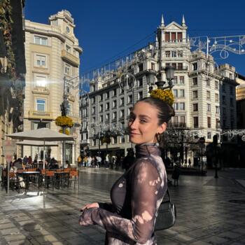 Canguro en Valencia: Lara