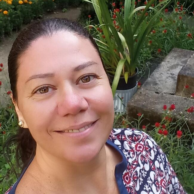 Babysitter in Abade de Neiva: Cynara
