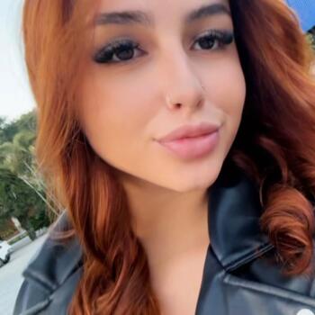 Babá em Balneário Camboriú: Lyvia