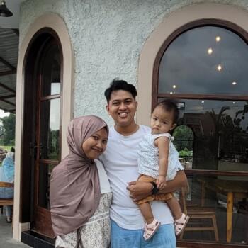 Lowongan pekerjaan babysitting di Kota Tegal: lowongan pekerjaan babysitter Ali