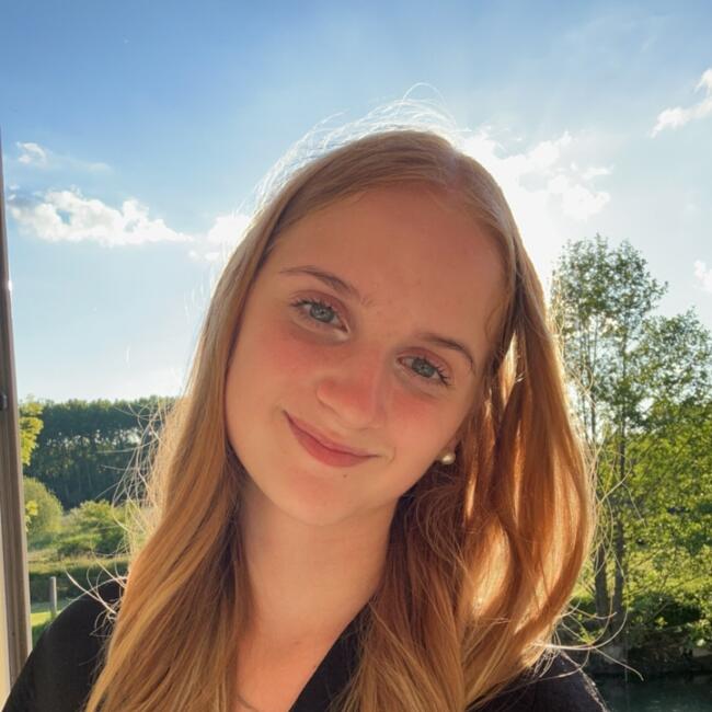 Babysitter in Lambersart: Enola