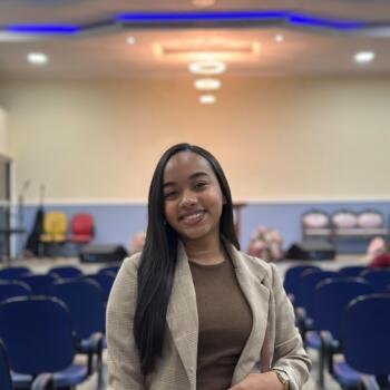 Babá Duque de Caxias: Karol