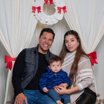 Babysitting job in Charlotte: babysitting job Flor