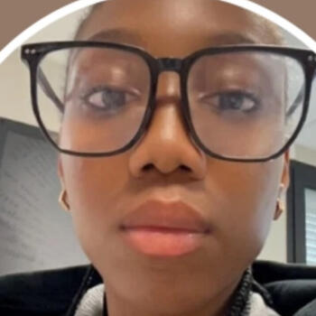 Babysitter in Nogent-sur-Oise: Bintou