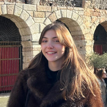 Babysitter in Brembate: Giulia