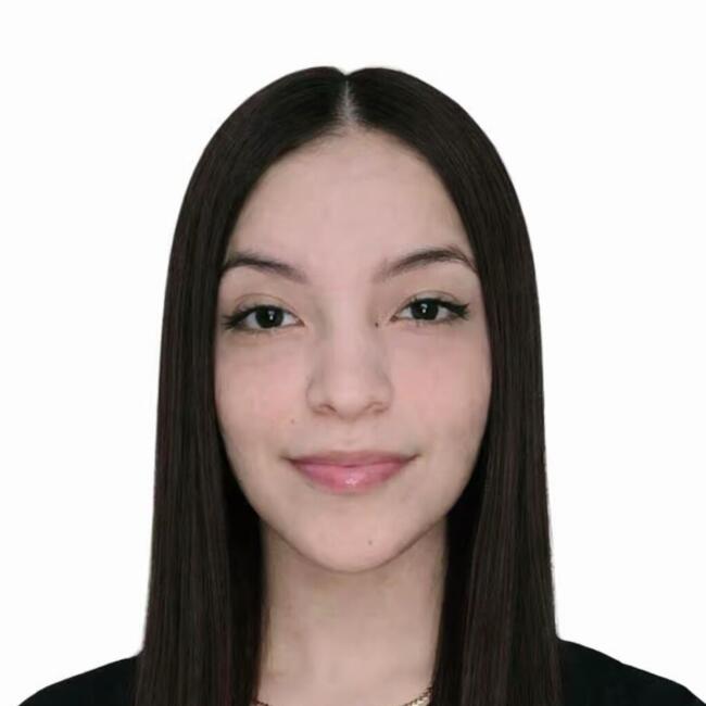 Babysitter in Madrid: Lorena