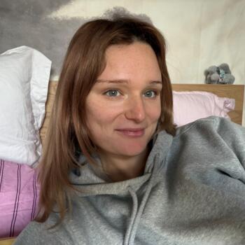 Babysitter in Nottingham: Alafair