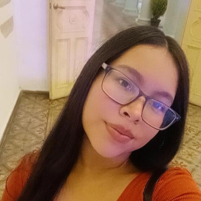 Baby-sitter in San Salvador: Maybelline