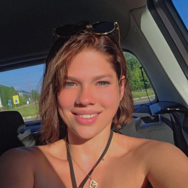 Babysitter in Frameries: Lindsay