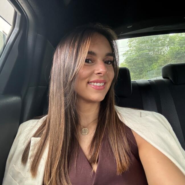 Babysitter in São Vicente (Açores): Ana