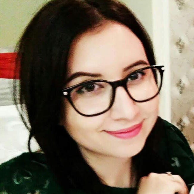 Job de babysitting în București: Alexandra