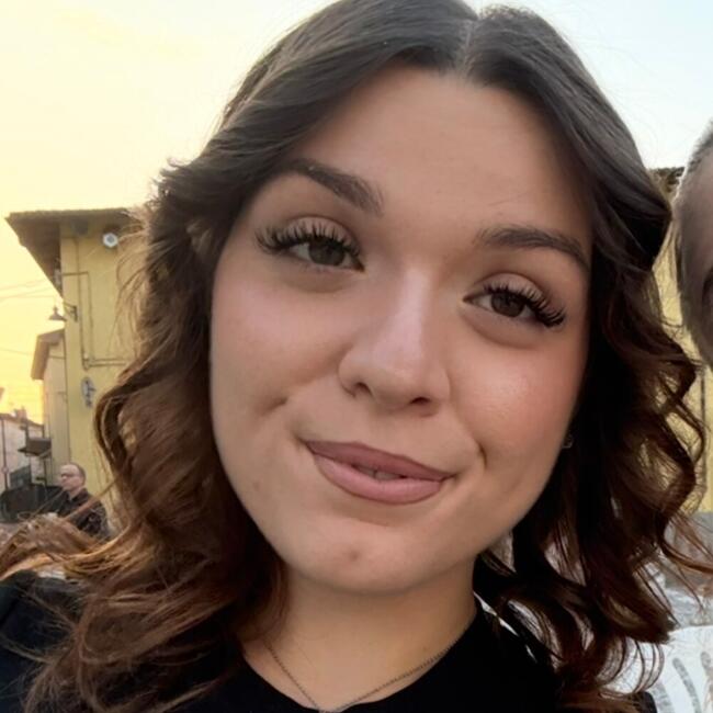 Babysitter in Bonate Sotto: Sara
