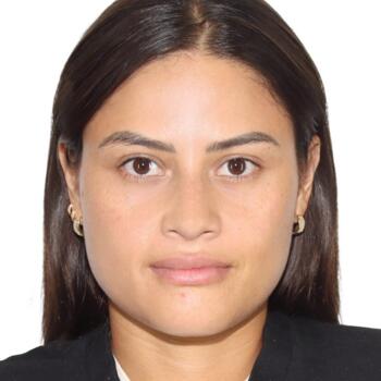 Babysitter in Sydney: Alejandra