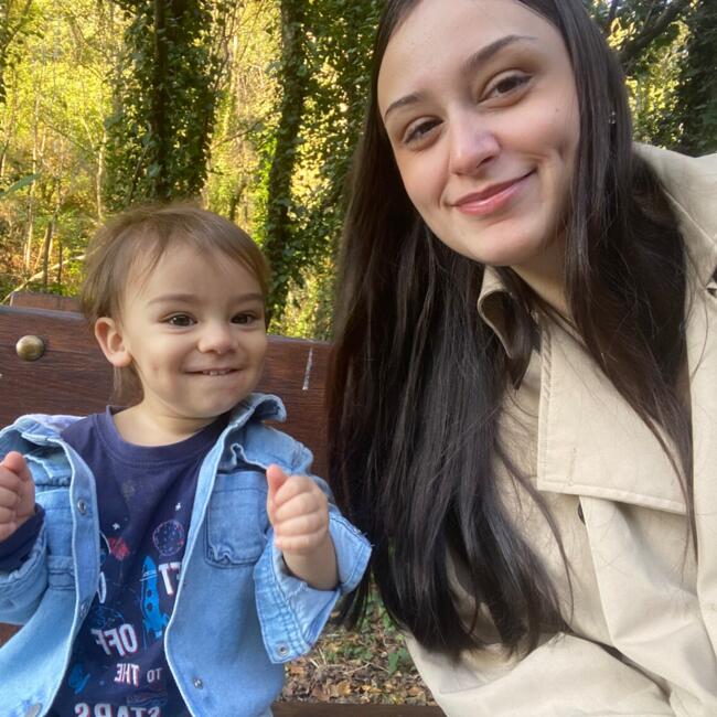 Babysitting job in Saint-Juéry: Myriam