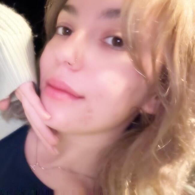 Babysitter in Roanne: Anaïs