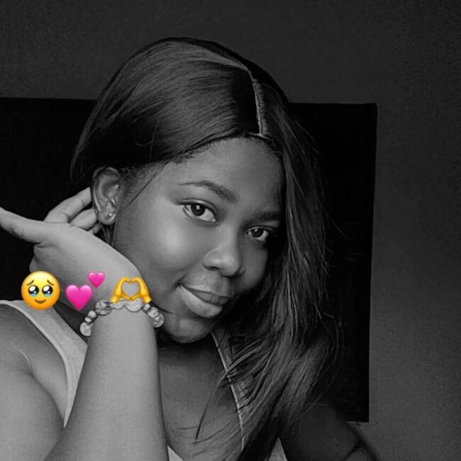 Babysitter in Oduman: Patricia