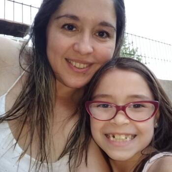 Babysitter in Remedios de Escalada: Adriana