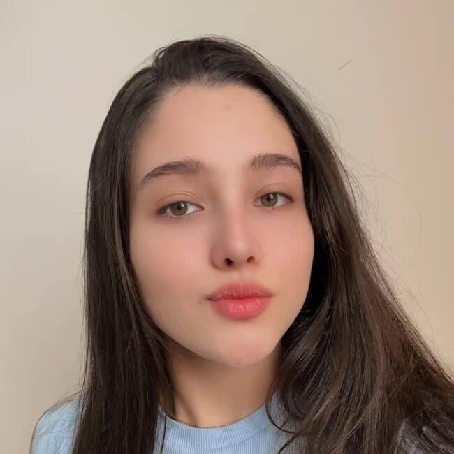 Babysitter in Londrina: Bruna