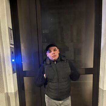 Babysitter in Nantes: Youness