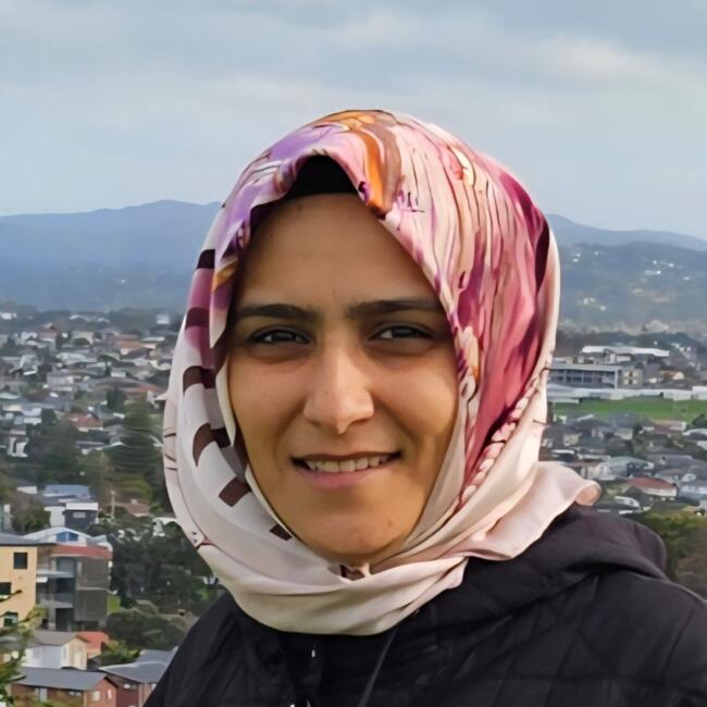 Babysitter in Avondale: Ayse