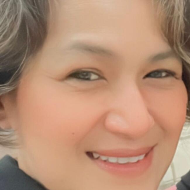 Babysitter in Singapore Island: Maddy