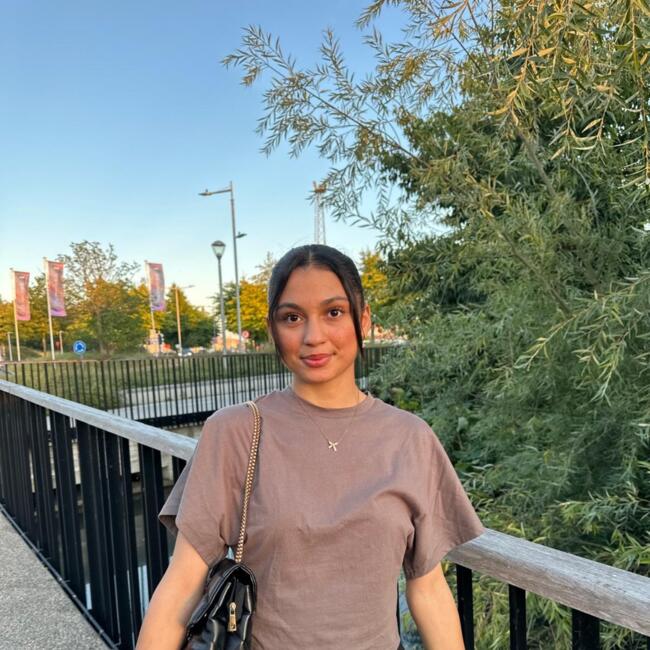 Babysitter in Kortrijk: Salima