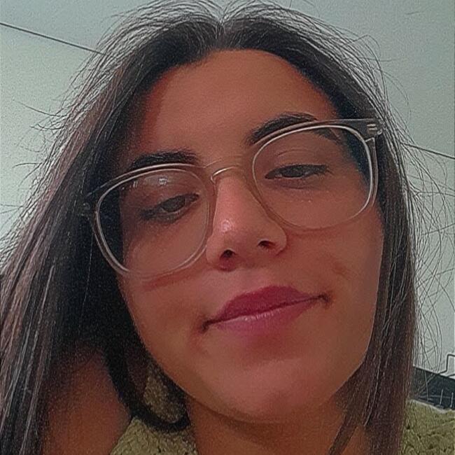 Babysitter in Friastelas: Fatima
