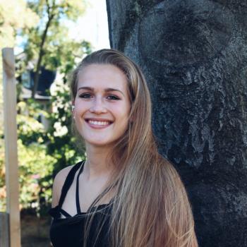 Babysitter Cairns: Karoline