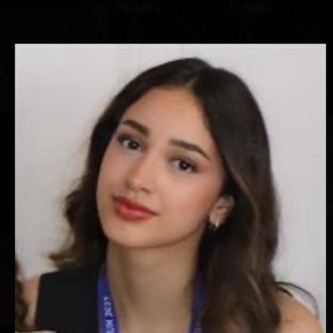 Babysitter in Madrid: Fatima