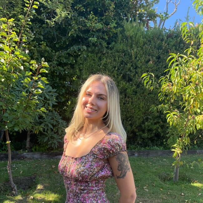 Babysitter in Christchurch: Lily Pierson