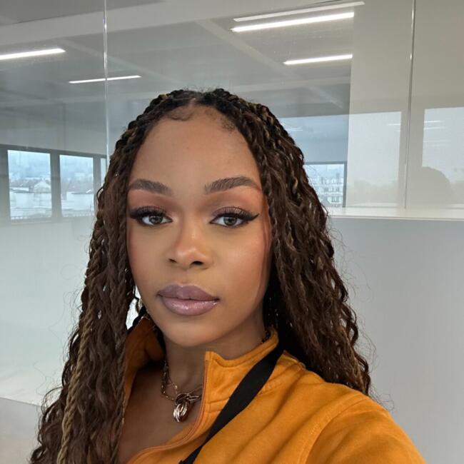 Babysitter in Lyon: Julia il