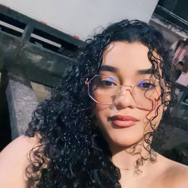 Babysitter in Florianópolis: Ana Beatriz