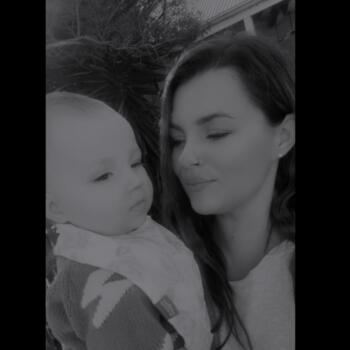 Babysitter Hobart: Britani