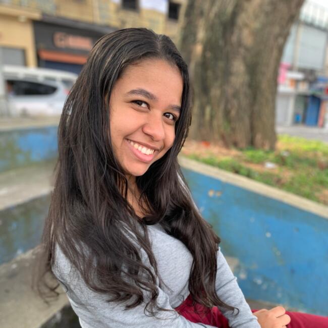 Babysitter in São Paulo (São Paulo): Mariele