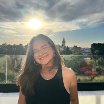 Babysitter in Mairena del Aljarafe: Ashley