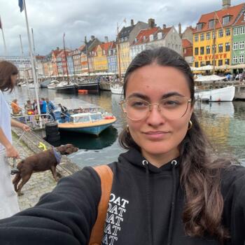 Babysitter Rome: Ilaria