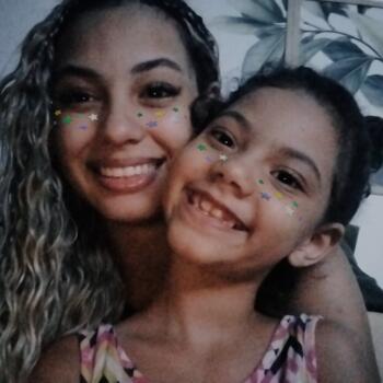 Emprego de babá em Nilópolis: emprego de babá Stefany