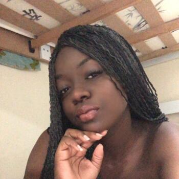 Babysitter in Maringá: Millena