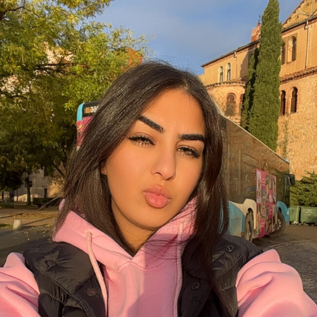 Babysitter in Madrid: Sara