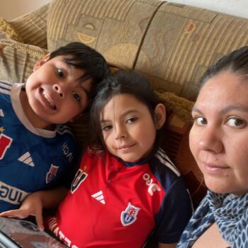 Trabajo para niñera en Santiago de Chile: trabajo de niñera Daniela
