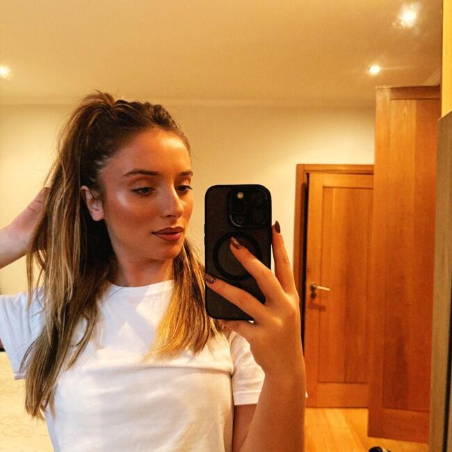 Babysitter in Vale de Cambra: Maria Eduarda Rodrigues